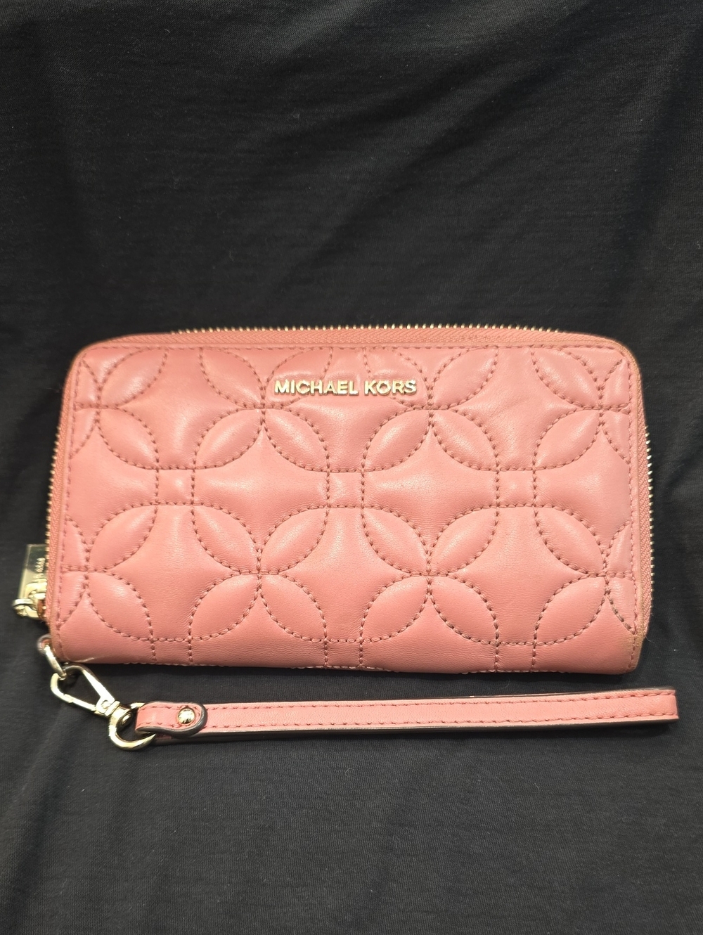 MICHAEL KORS Blush Quilted Leather Wristlet